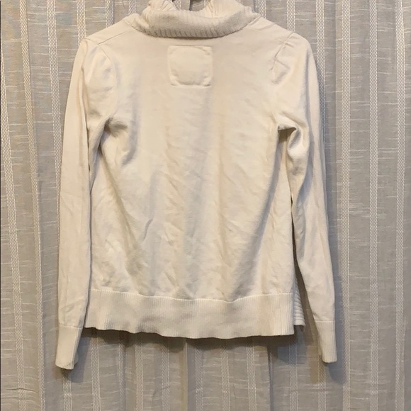 Soft long sleeve cover up - Picture 2 of 5